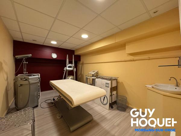 Local commercial Epinay Sur Orge 8 pièce(s) 98.02 m2