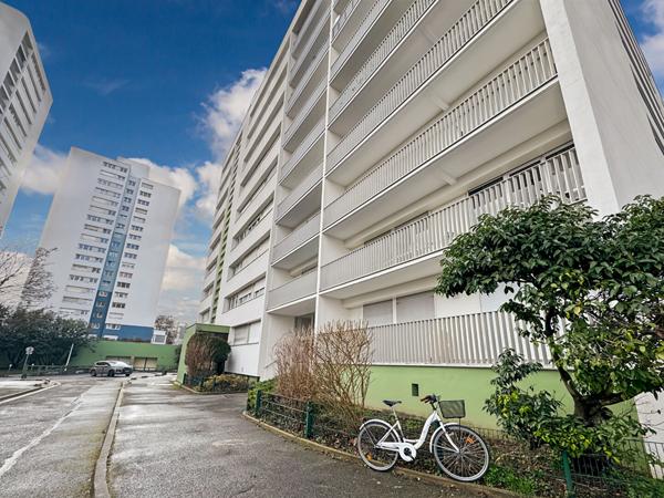 Appartement 2 pièces 55 m2 Rosny Métro Ligne 11