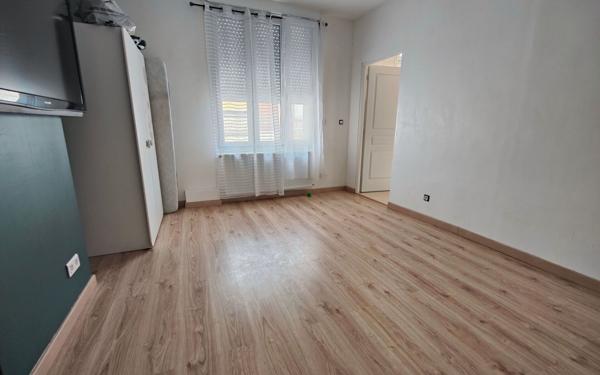 Maison à vendre    4 pièces • 147 m2 Saint-Quentin