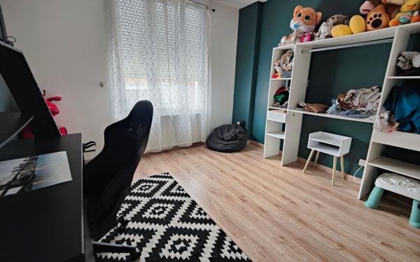 Maison à vendre    4 pièces • 147 m2 Saint-Quentin