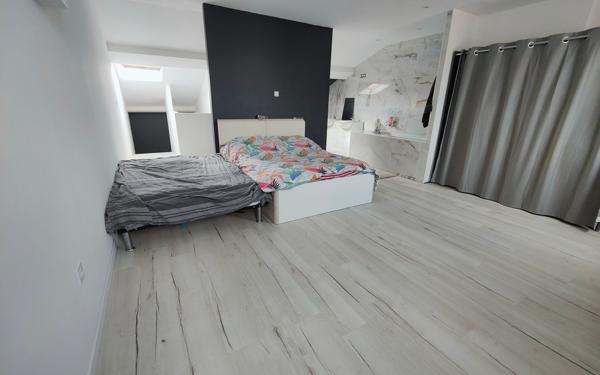Maison à vendre    4 pièces • 147 m2 Saint-Quentin