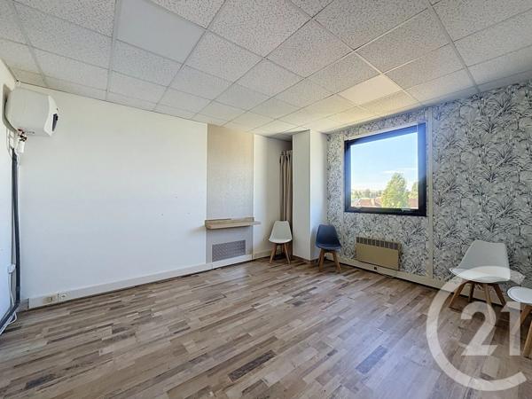 à vendre  68,20 m 2   ST CLEMENT  - 89