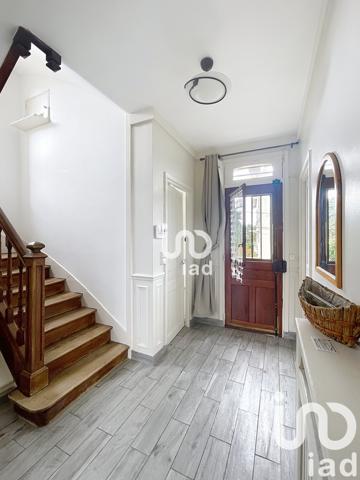 Maison à vendre 7 pièces 132 m² Saint-Thibault-des-Vignes