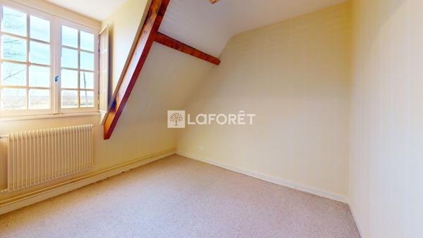 Achat maison Villefranche-d'Allier - 8 pièce(s) - 224 m² - 189 000 €