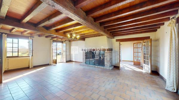 Achat maison Villefranche-d'Allier - 8 pièce(s) - 224 m² - 189 000 €