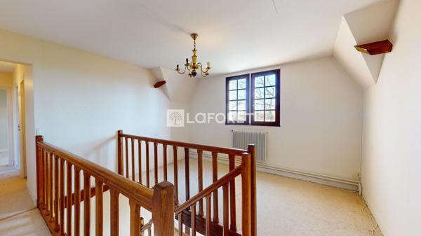 Achat maison Villefranche-d'Allier - 8 pièce(s) - 224 m² - 189 000 €