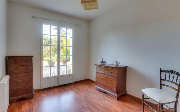 Maison à vendre    5 pièces • 165 m2 Saint-Pée-sur-Nivelle