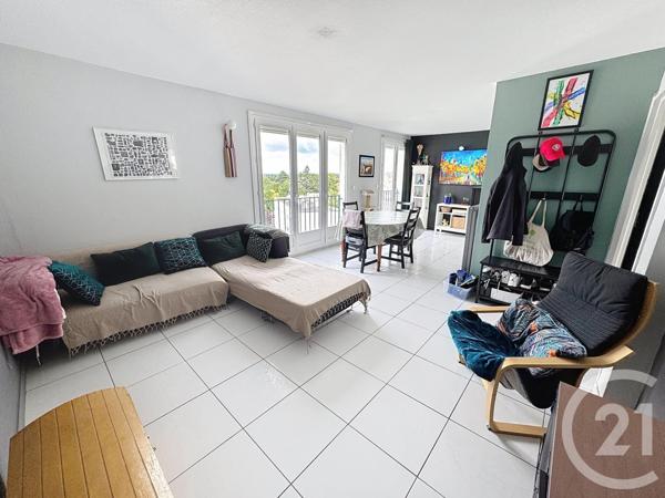 Appartement F4 à vendre  4 pièces - 82,25 m2 OLIVET - 45
