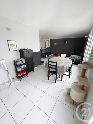 Appartement F4 à vendre  4 pièces - 82,25 m2 OLIVET - 45