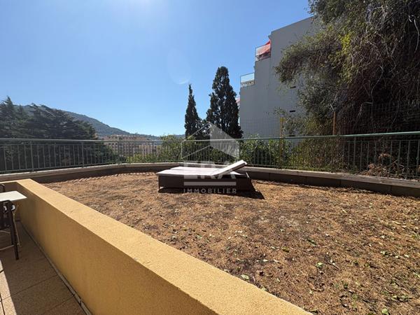 Appartement à vendre Nice Pasteur 2 pièces terrasse jardin jaccuzi