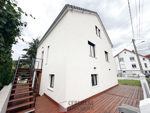 Maison 6 pièce(s) 4 chambre(s) 141.78 m²
