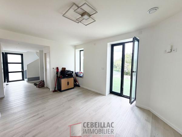 Maison 6 pièce(s) 4 chambre(s) 141.78 m²