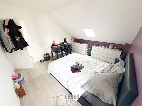 Maison 6 pièce(s) 4 chambre(s) 141.78 m²