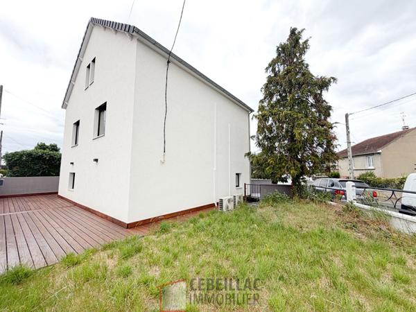Maison 6 pièce(s) 4 chambre(s) 141.78 m²