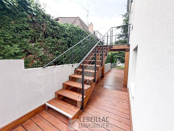 Maison 6 pièce(s) 4 chambre(s) 141.78 m²