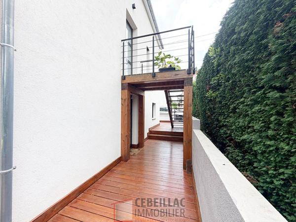 Maison 6 pièce(s) 4 chambre(s) 141.78 m²