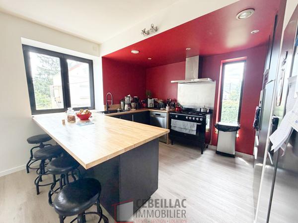 Maison 6 pièce(s) 4 chambre(s) 141.78 m²