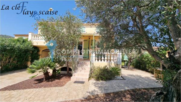 Villa
                                                                                                                                                                                                                                                                                                                        4 pièce(s)                                                                                                                                                                                                          3 chambre(s)                                                                                                                                                                                                          70  m²