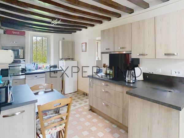 Noyers-Bocage (14210) PROCHE COMMERCES ET ECOLES