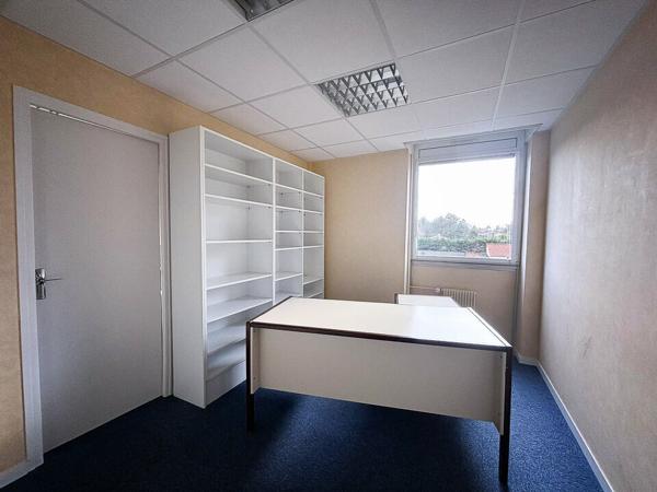 Bureaux - 209 m² - à vendre - zone Nord La Roche-sur-Yon
