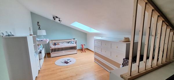 Maison de ville récente 3 CH à vendre à Bourg-en-Bresse - Confort et emplacement idéal