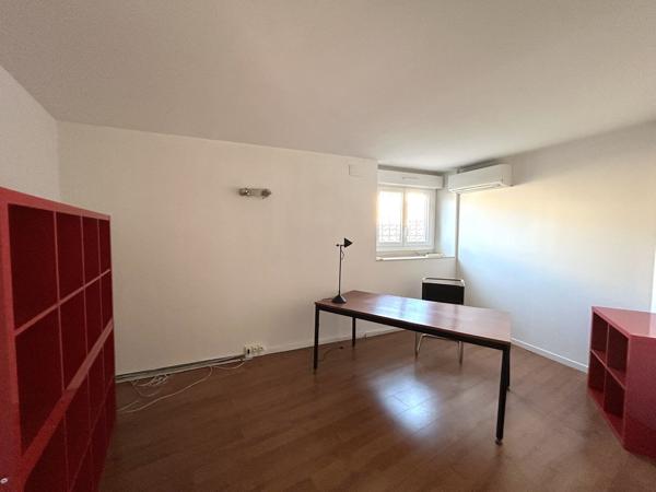 Bureaux à louer à Bordeaux quartier Mériadeck avec espaces modulables
