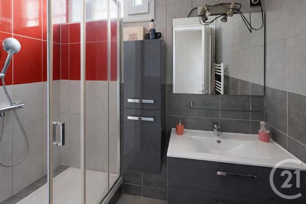 Appartement F3 à vendre  3 pièces - 67 m2 AUBERVILLIERS - 93