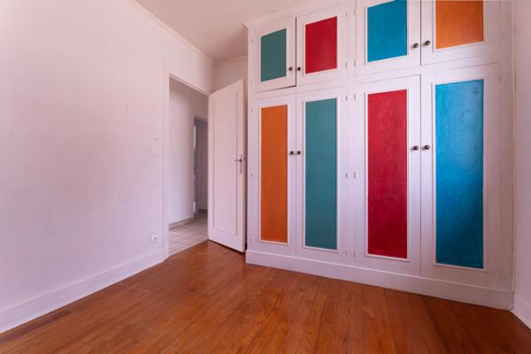 BILLÈRE (64) – Maison familiale de 126 M² – 4 chambres et bureau – Terrasse, garage et grand jardin.