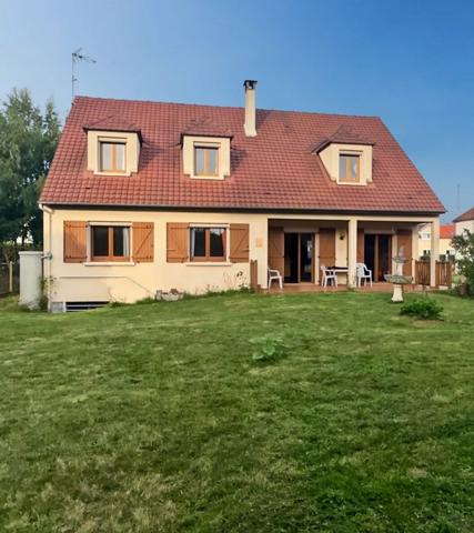 Vente Maison 8 pièces 175 m2 à Moret-Loing-Et-Orvanne