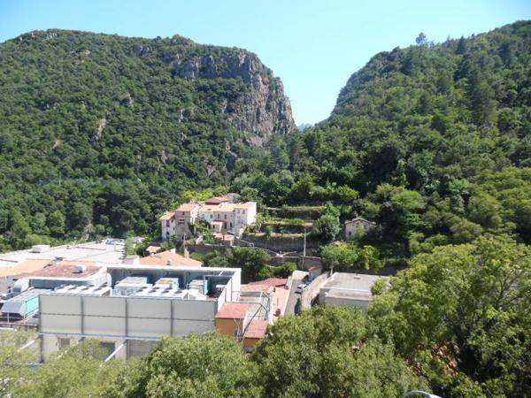 magnifique studio ensoleillé avec balcon et parking