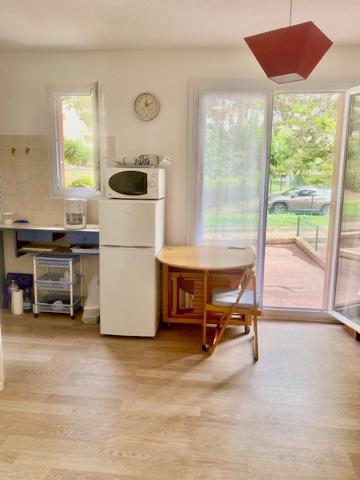 Studio avec terrasse et garage