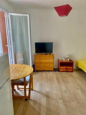 Studio avec terrasse et garage