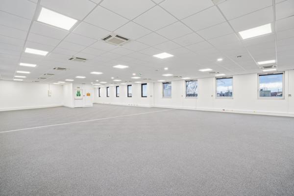 Bureaux à louer à Gennevilliers modulables et accès rapide aux transports
