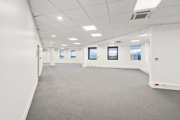 Bureaux à louer à Gennevilliers modulables et accès rapide aux transports