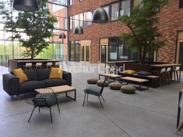 Bureaux à louer à Roubaix au sein de l'écoquartier de l'Union lumineux