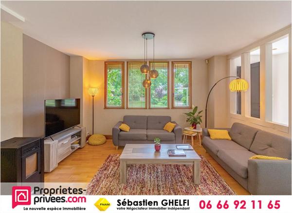 belle maison avec 4 chambres dont 1 suite avec superbe parc arboré