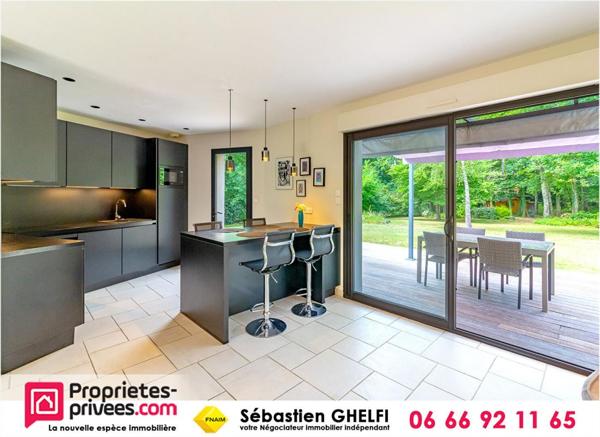 belle maison avec 4 chambres dont 1 suite avec superbe parc arboré