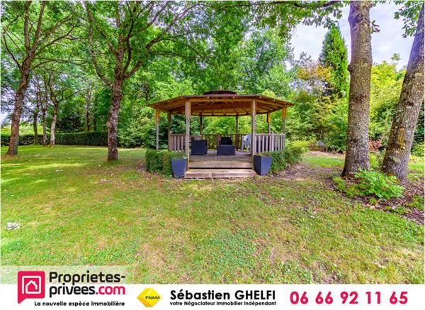 belle maison avec 4 chambres dont 1 suite avec superbe parc arboré