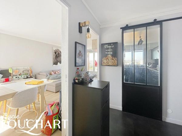 APPARTEMENT FAMILIALE DE 96M2 - 3 CHAMBRES-DOUBLE SÉJOUR