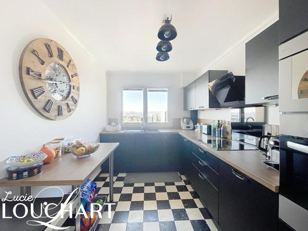 APPARTEMENT FAMILIALE DE 96M2 - 3 CHAMBRES-DOUBLE SÉJOUR