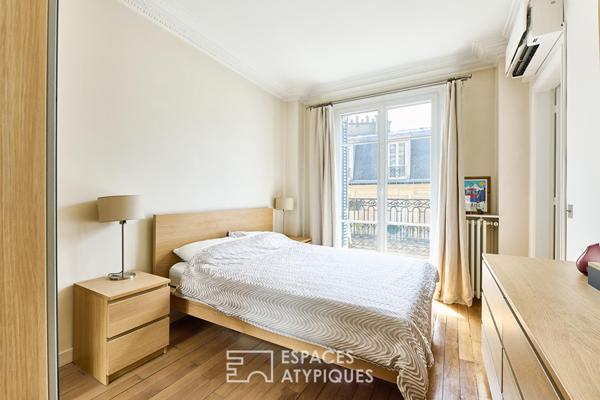 Haussmannien en élévation avec balcon filant – Grandes-Carrières