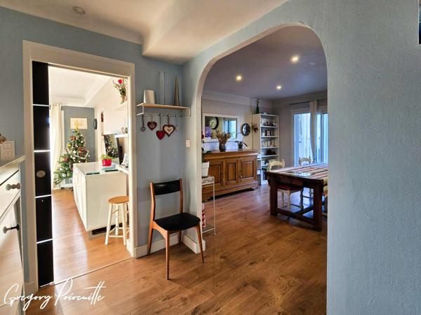 Grand balcon sur jardin + loggia pour ce T3 à Six-Fours-les-Plages