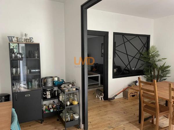 Aveyron, maison de deux appartements