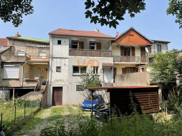 Aveyron, maison de deux appartements