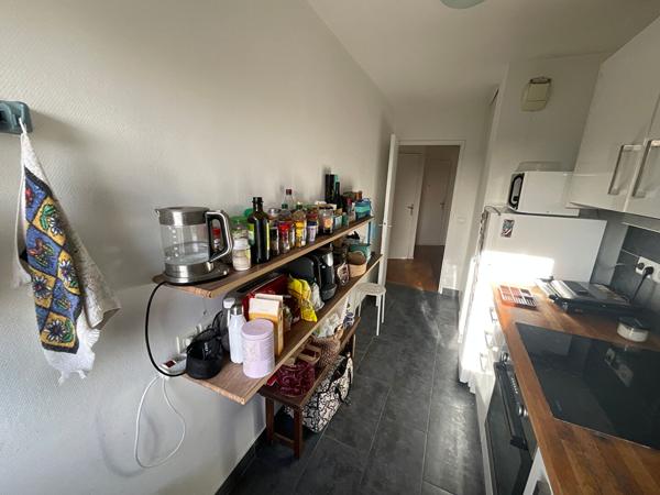 Appartement 3 pieces  / immeuble recent / proche gare de Houilles