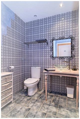 MARCIAC(32) proche, BELLE PROPRIETE GASCONNE 3ha, maison de maitre, 4 gîtes, piscine, boxes à chevaux