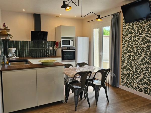 MARCIAC(32) proche, BELLE PROPRIETE GASCONNE 3ha, maison de maitre, 4 gîtes, piscine, boxes à chevaux