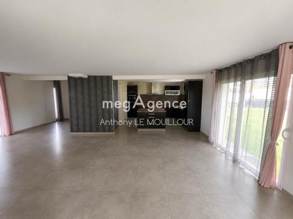 Maison à INZINZAC-LOCHRIST, 56650 - 6 pièces 150m²