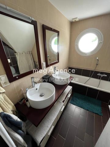 Maison à INZINZAC-LOCHRIST, 56650 - 6 pièces 150m²