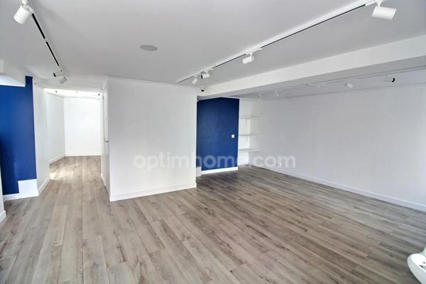 Local commercial de 42 m2 en RDC à louer à MAULE (78)